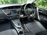 Toyota Auris Touring Sports Hybrid 2013 года (UK)